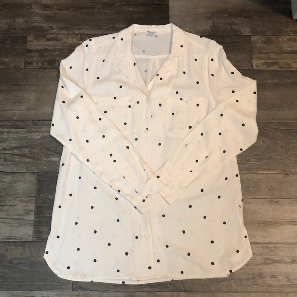 Old Navy button top - Picture 1 of 6